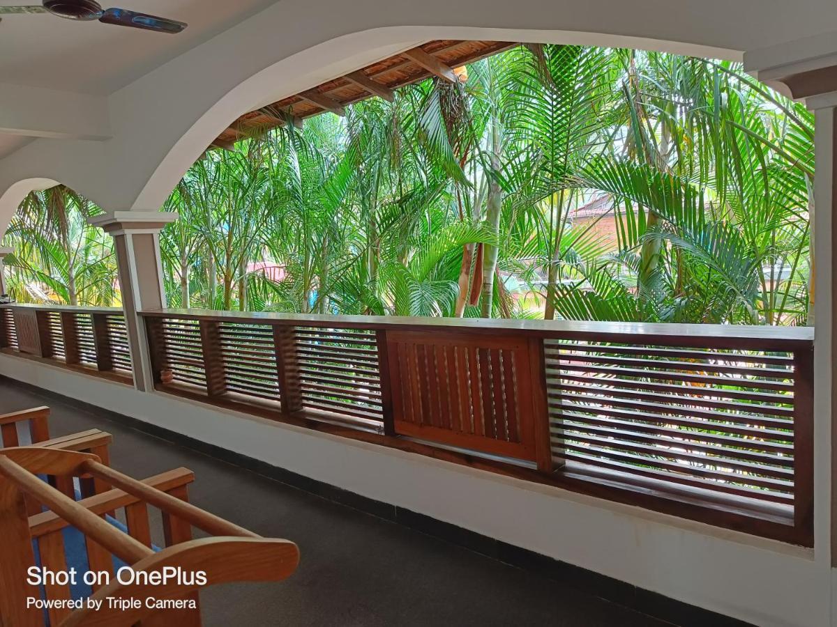 Dunhill Beach Resort Agonda Buitenkant foto