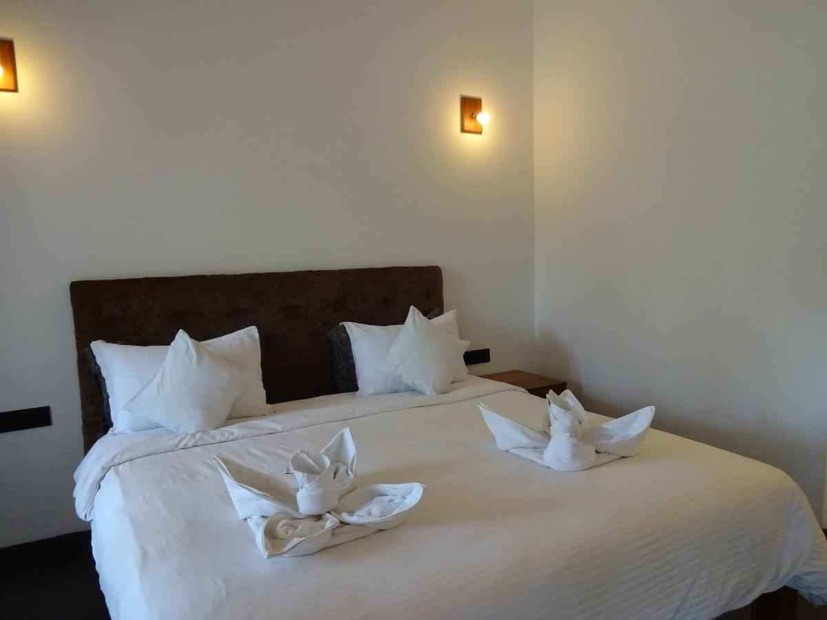 Dunhill Beach Resort Agonda Buitenkant foto