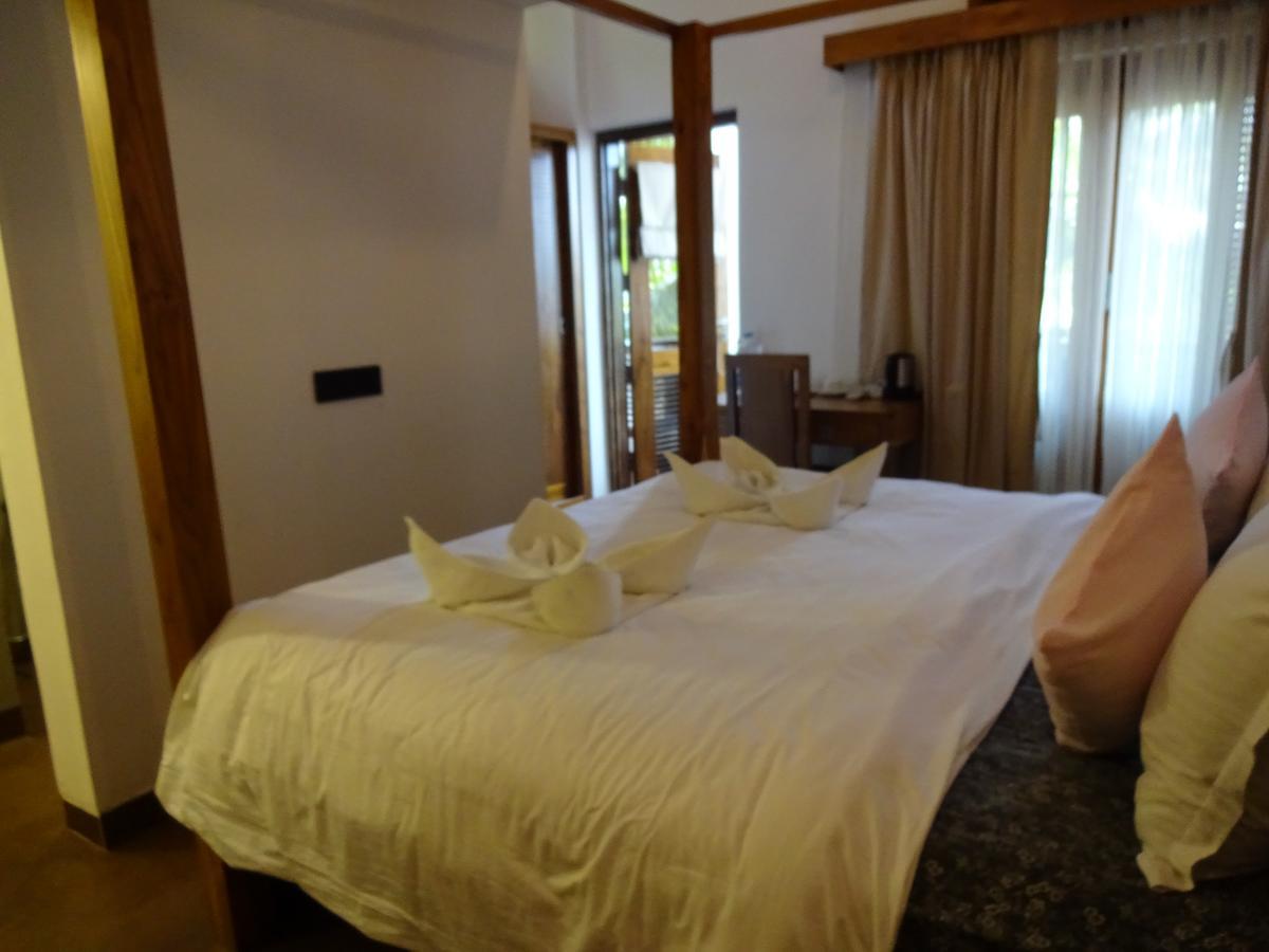 Dunhill Beach Resort Agonda Buitenkant foto