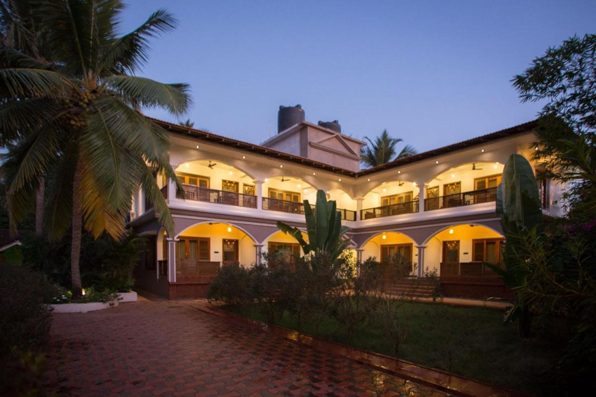 Dunhill Beach Resort Agonda Buitenkant foto